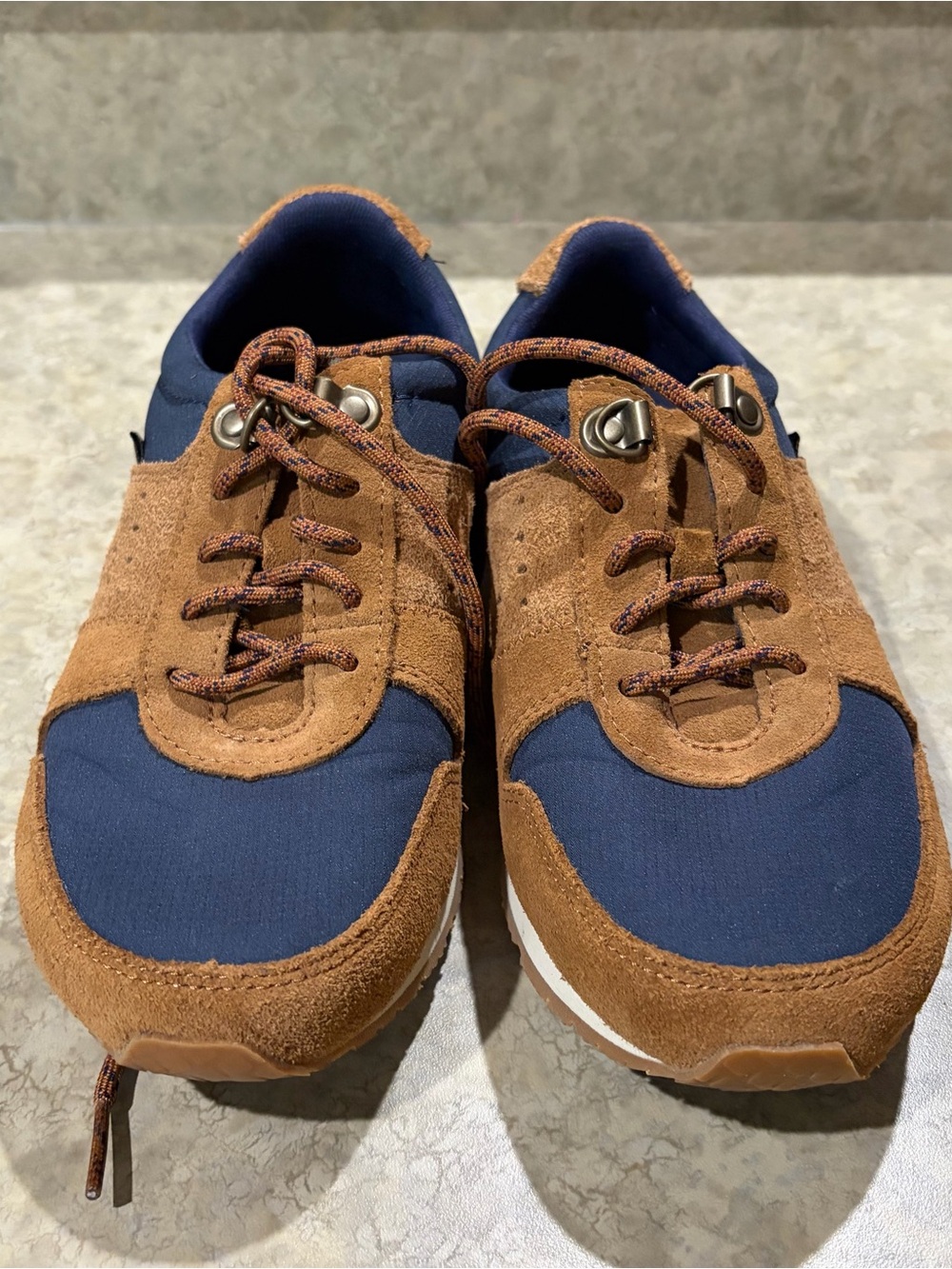Teva Highside 84’ Retro Women Suede Sneakers Size 5